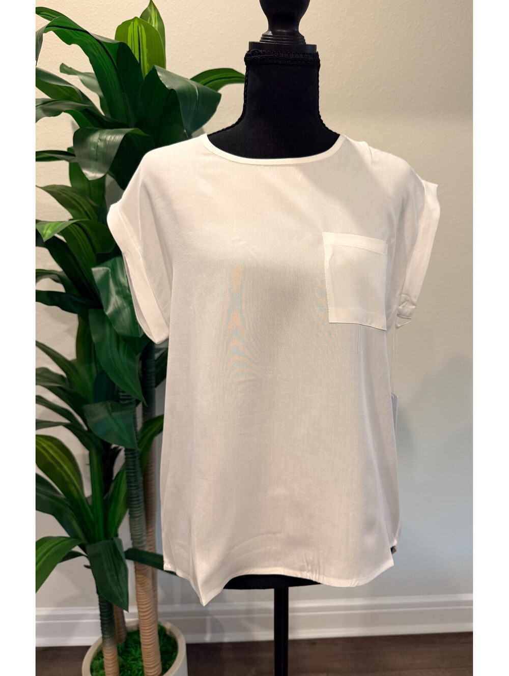 Six Fifty Chelsea Split Back Lyocell Pocket Top Ivory NWT Size XS MSRP $75